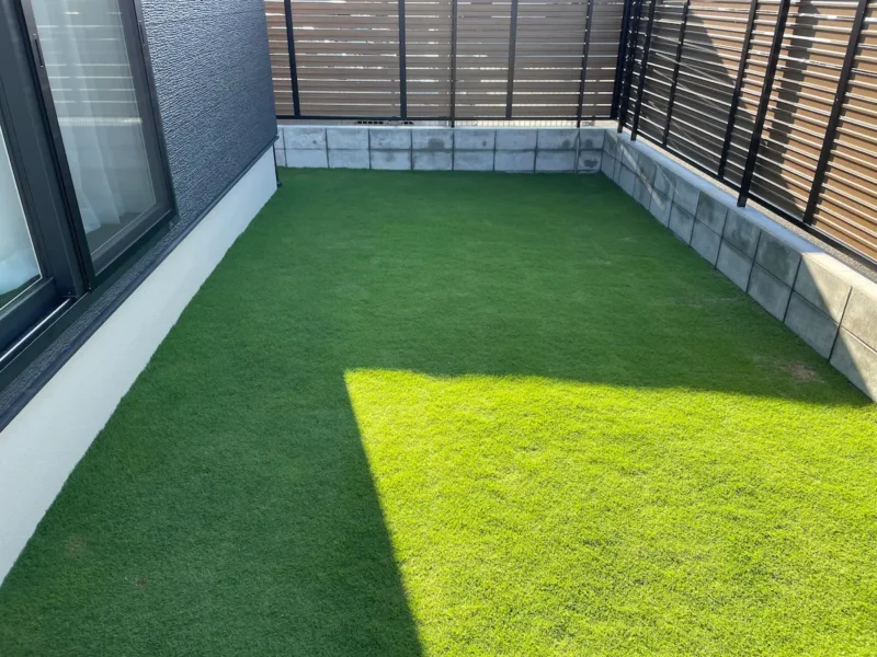 ナルオターフの芝生全体像